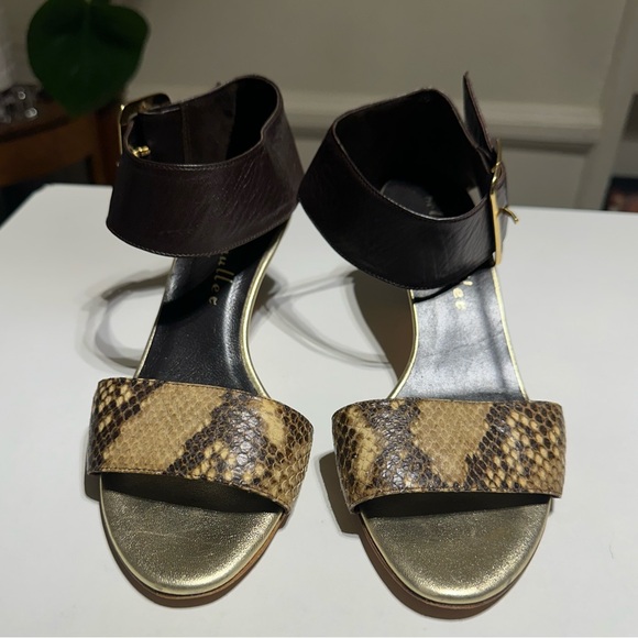Bettye Muller Open Toe Sandals Size 37, Snake Pattern, Brown and Gold Buckle - Picture 1 of 12